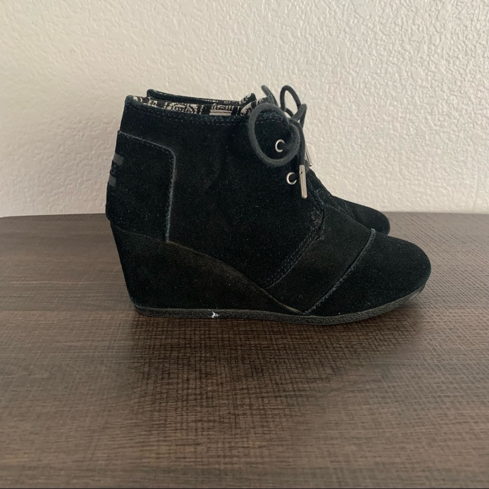 TOMS 380515 Boots Black Desert Wedge Ankle Booties size 7 - Picture 2 of 12